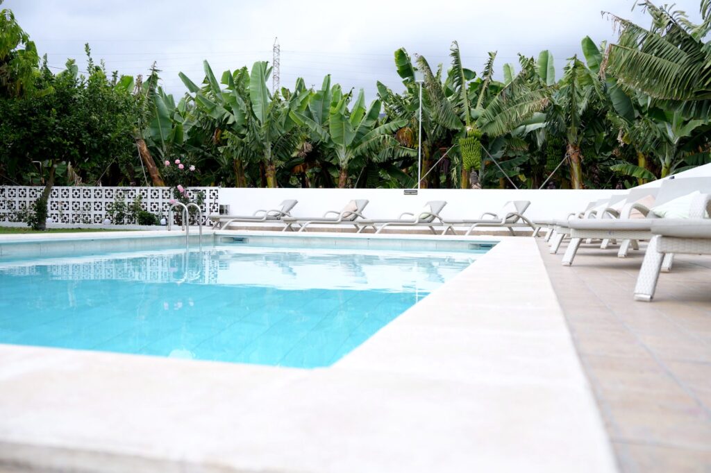 Piscina lettini