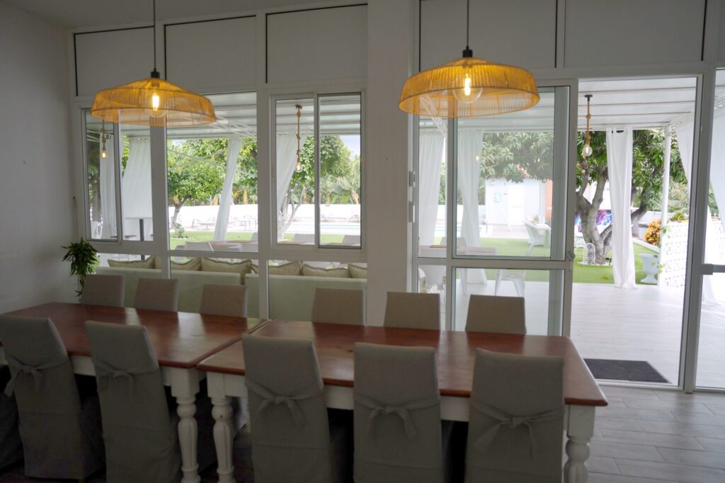 Sala pranzo lunga
